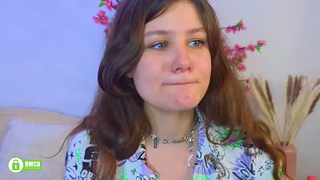 Snapshot of Charlotte_wow chatting on January 2025 05:51:02 PM Charlotte wow online show from January 2025 05:51:02 PM