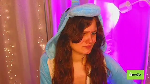 Snapshot of Charlotte_wow chatting on February 2025 12:14:02 PM Charlotte wow online show from February 2025 12:14:02 PM