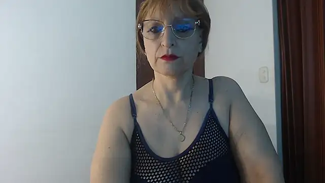 Lilly macflyy online show from November 2025 05:30:01 PM