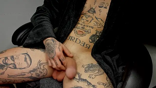 layneinchains online show from December 2024 11:02:02 PM