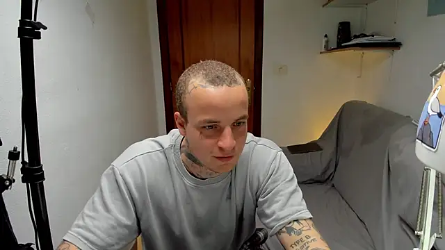 layneinchains online show from April 2026 12:03:01 PM