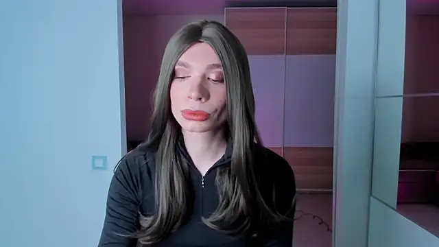 monicastark  online show from May 2026 09:56:02 PM