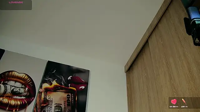 aidaadams online show from September 2025 11:21:01 AM