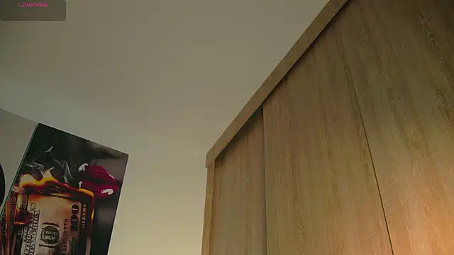 aidaadams online show from September 2025 10:51:01 AM