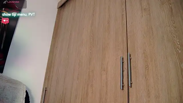 aidaadams online show from January 2026 11:37:02 AM