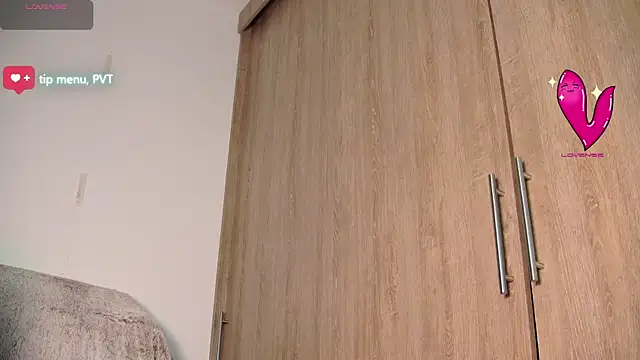 aidaadams online show from January 2026 09:13:01 AM