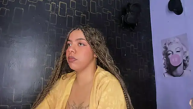 Alika01 online show from March 2025 03:49:02 PM