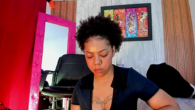 Alika01 online show from February 2026 01:29:01 PM