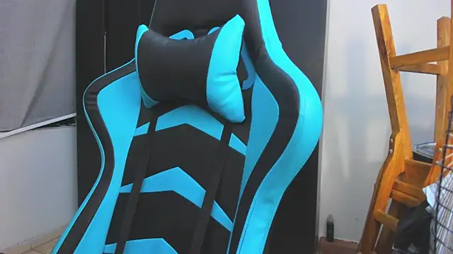 Snapshot of Bray_Kevin chatting on November 2025 03:28:01 AM Bray Kevin online show from November 2025 03:28:01 AM