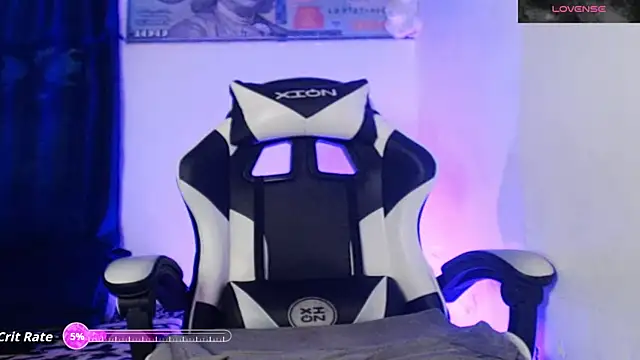 Snapshot of Ryan_coopper chatting on October 2025 02:53:01 AM Ryan coopper online show from October 2025 02:53:01 AM