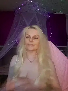 Snapshot of Angeldevilus chatting on June 2026 11:18:02 PM Angeldevilus online show from June 2026 11:18:02 PM