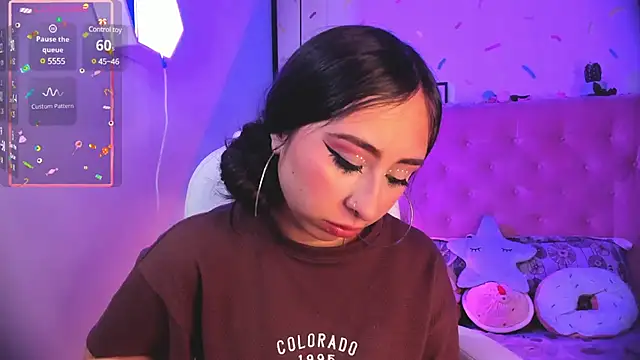  cloe martinez online show from December 2024 09:41:02 PM