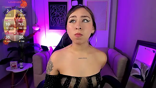  cloe martinez online show from October 2025 02:11:01 AM