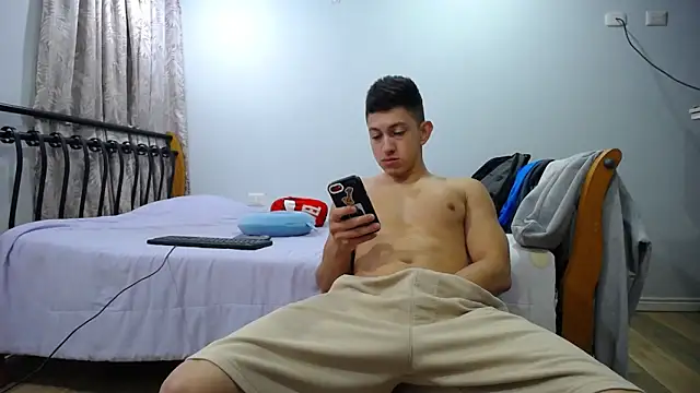 Iam yourbabyprincess XD online show from February 2025 05:26:02 AM