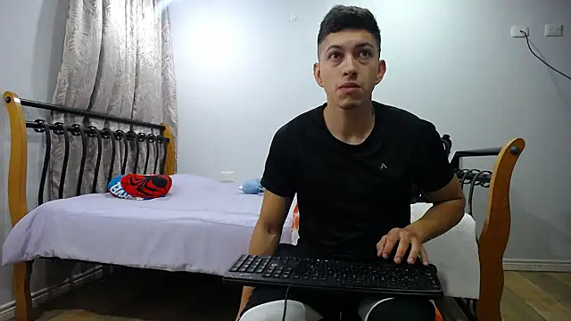 Iam yourbabyprincess XD online show from February 2025 12:41:01 AM