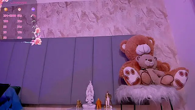 JulianaMiller online show from February 2025 06:56:01 AM