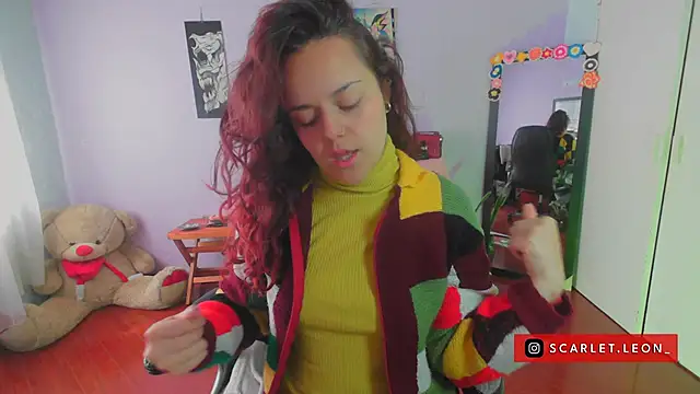 Scarletleon77 online show from March 2025 02:45:01 PM