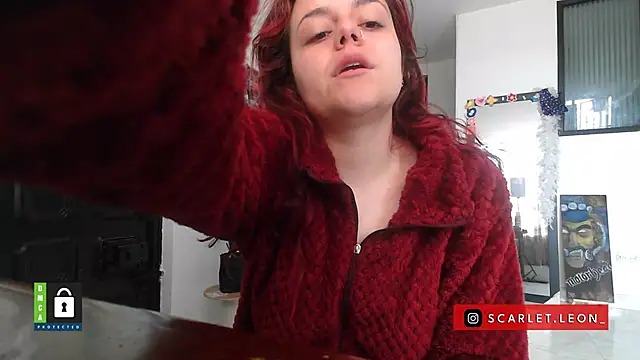 Scarletleon77 online show from October 2025 02:04:02 PM