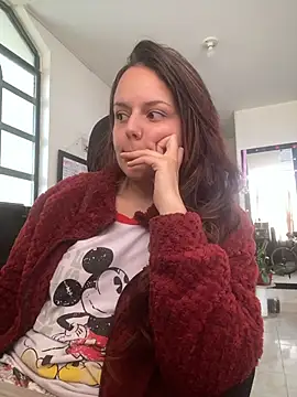 Scarletleon77 online show from July 2026 04:27:02 PM