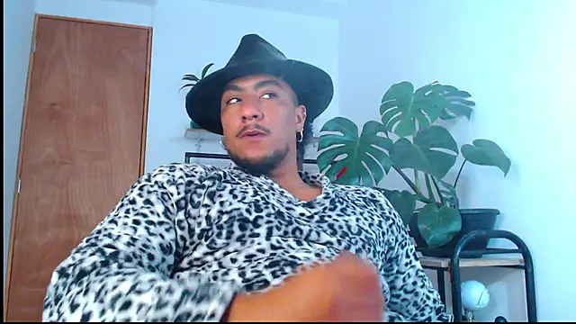 yosoy enzo2020 online show from January 2025 12:27:01 PM