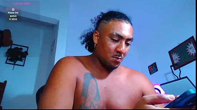 Snapshot of yosoy_enzo2020 chatting on April 2026 03:46:02 AM yosoy enzo2020 online show from April 2026 03:46:02 AM