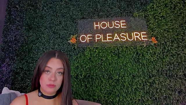 sarah-bonneth online show from March 2026 11:38:02 AM