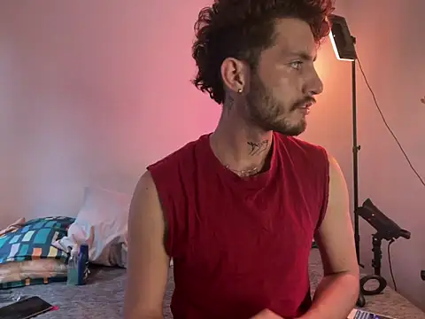 Snapshot of axel_giracr chatting on December 2024 09:39:01 PM axel giracr online show from December 2024 09:39:01 PM