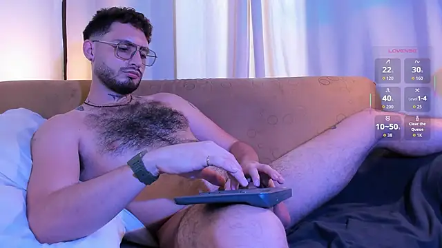 axel giracr online show from February 2026 07:50:02 PM