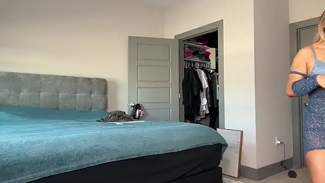 ElenaErickson online show from January 2025 08:04:01 PM