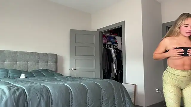 ElenaErickson online show from March 2025 07:59:02 PM