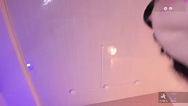 Snapshot of Emilyboobss chatting on February 2025 07:45:01 AM Emilyboobss online show from February 2025 07:45:01 AM