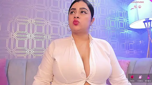 Snapshot of Emilyboobss chatting on March 2025 08:59:01 AM Emilyboobss online show from March 2025 08:59:01 AM