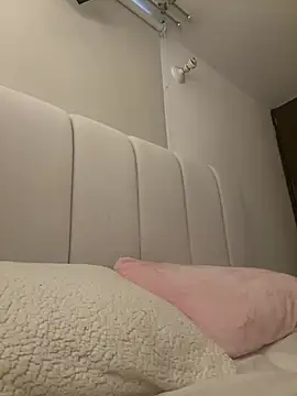 Nathcurly  online show from January 2026 09:30:02 PM