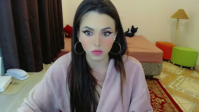 Sophie Fantasys online show from May 2026 04:34:01 PM