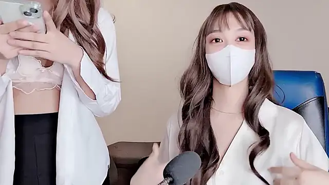 Snapshot of Mono-Stewardesss chatting on December 2024 04:32:01 PM Mono-Stewardesss online show from December 2024 04:32:01 PM