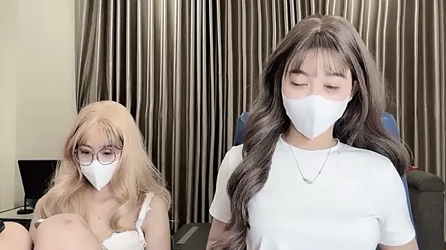 Snapshot of Mono-Stewardesss chatting on March 2025 01:51:01 PM Mono-Stewardesss online show from March 2025 01:51:01 PM