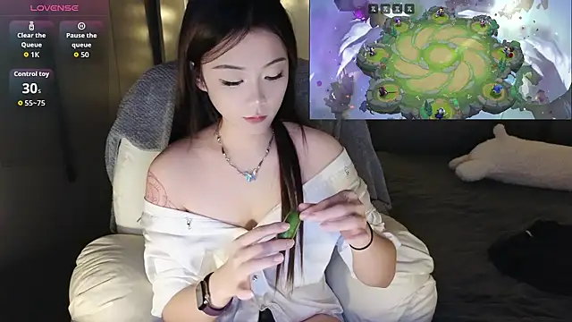 Snapshot of Jennie-007 chatting on September 2025 10:57:01 PM Jennie-007 online show from September 2025 10:57:01 PM