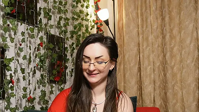 NaughtYHomemadE online show from February 2026 06:50:01 AM