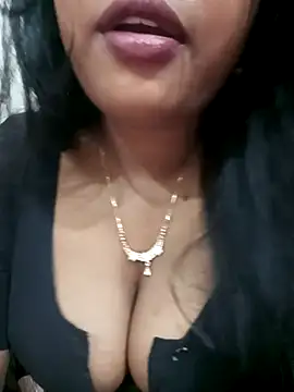 Snapshot of Anusri- chatting on July 2026 08:00:02 PM Anusri- online show from July 2026 08:00:02 PM