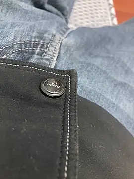 Snapshot of Beijing2000 chatting on December 2025 11:52:02 AM Beijing2000 online show from December 2025 11:52:02 AM