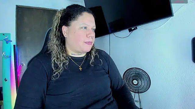 mariana maze online show from December 2024 06:10:01 AM