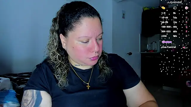 mariana maze online show from December 2024 06:48:01 PM