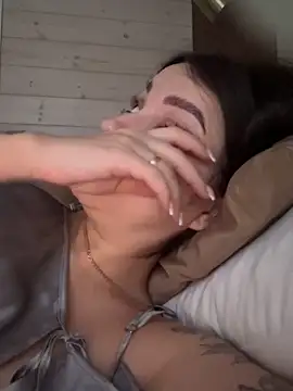 ellie ssexy online show from November 2025 05:20:01 AM