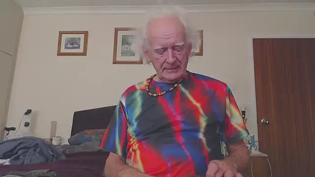 WaverlyKernow online show from December 2024 11:44:02 AM