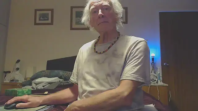 WaverlyKernow online show from December 2024 09:12:01 AM