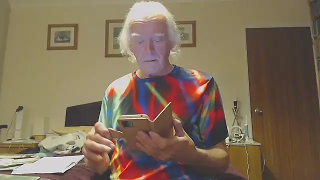 WaverlyKernow online show from February 2025 10:21:02 AM