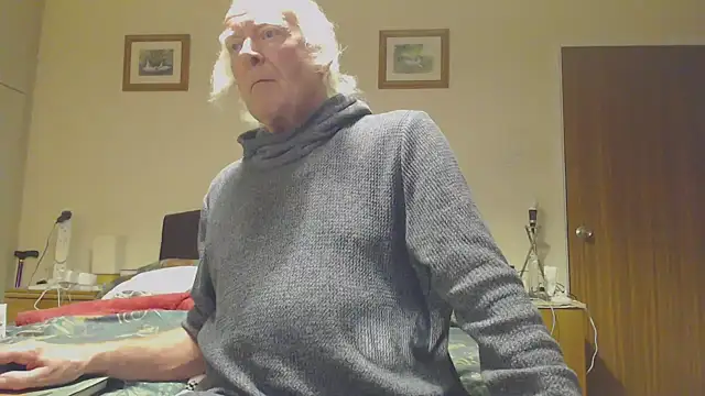 WaverlyKernow online show from March 2025 09:29:01 PM