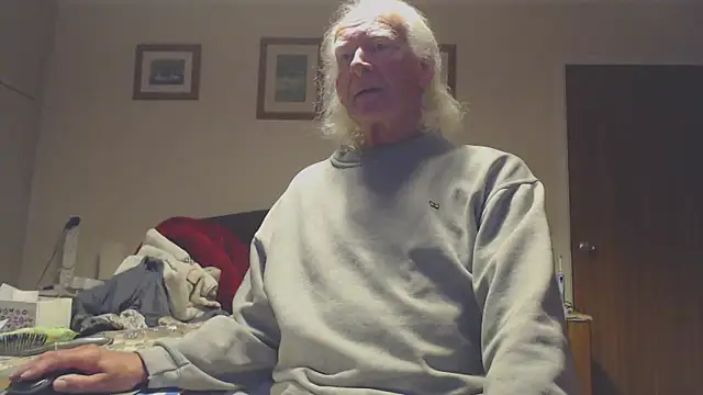 WaverlyKernow online show from September 2025 09:25:02 PM