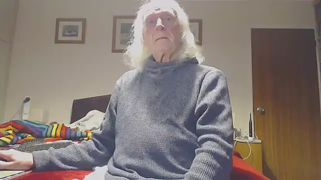 Snapshot of WaverlyKernow chatting on January 2026 11:15:02 AM WaverlyKernow online show from January 2026 11:15:02 AM