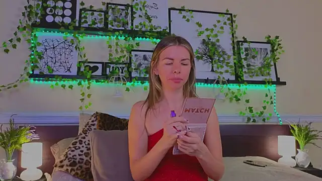 Snapshot of Real_Tini chatting on March 2025 04:51:02 PM Real Tini online show from March 2025 04:51:02 PM